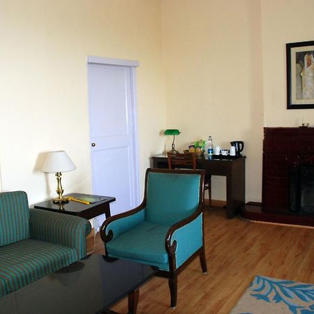 Alasia Hotel Kasauli Dış mekan fotoğraf
