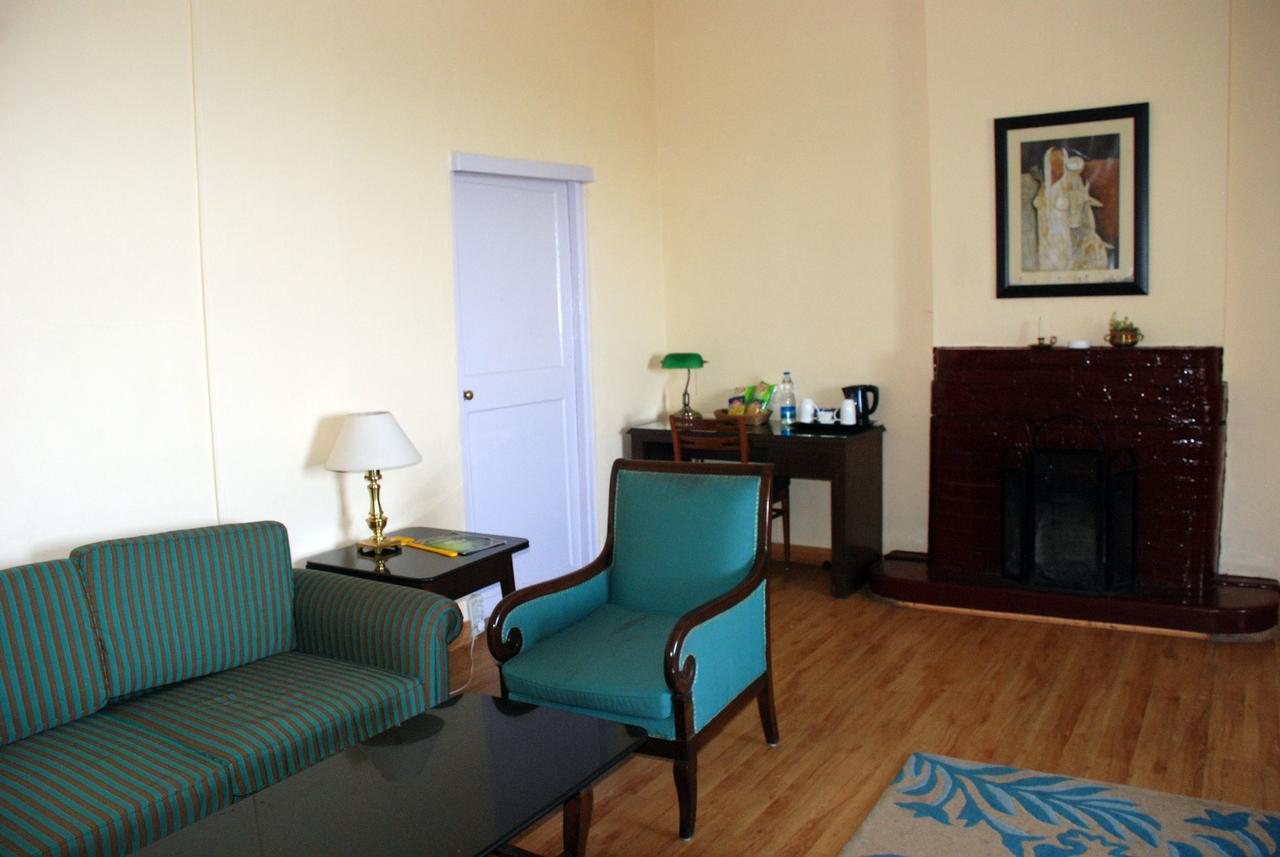 Alasia Hotel Kasauli Dış mekan fotoğraf